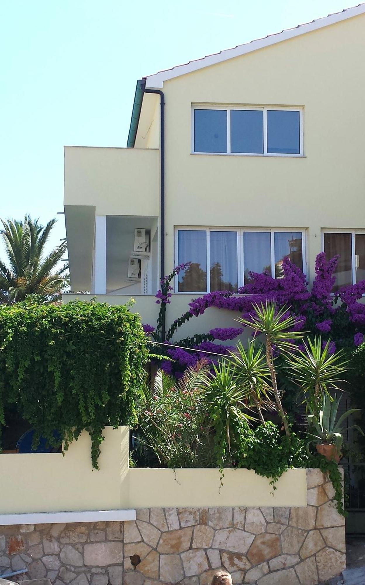 Apartmani Isabella - Ilda Radonic Jelsa  Exterior photo